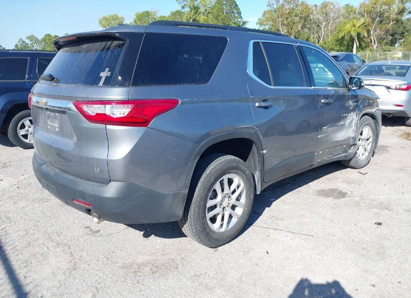 Photo 4 of 2019 Chevrolet Traverse 1LT (VIN 1GNERGKW2KJ119789)