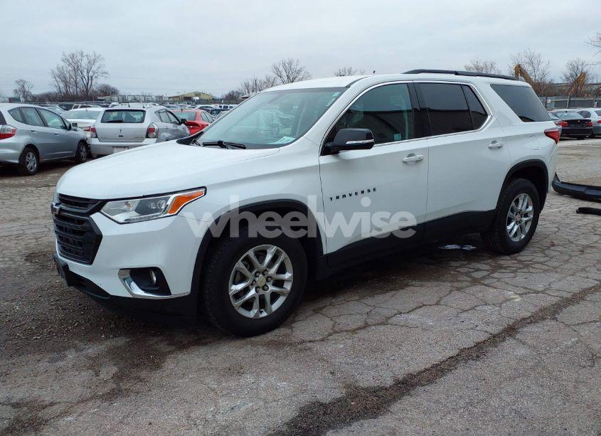Photo 2 of 2019 Chevrolet Traverse 1LT (VIN 1GNERGKW2KJ158298)