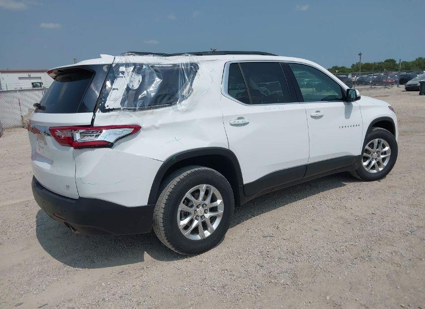Photo 4 of 2019 Chevrolet Traverse 1LT (VIN 1GNERGKW2KJ219066)