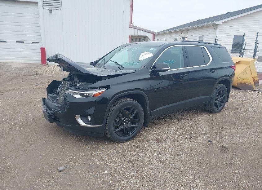 Photo 2 of 2019 Chevrolet Traverse 1LT (VIN 1GNERGKW2KJ300665)