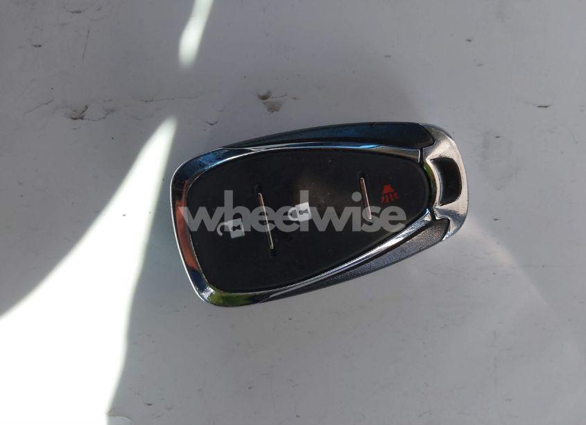 Photo 11 of 2020 Chevrolet Traverse FWD LT CLOTH (VIN 1GNERGKW2LJ152910)