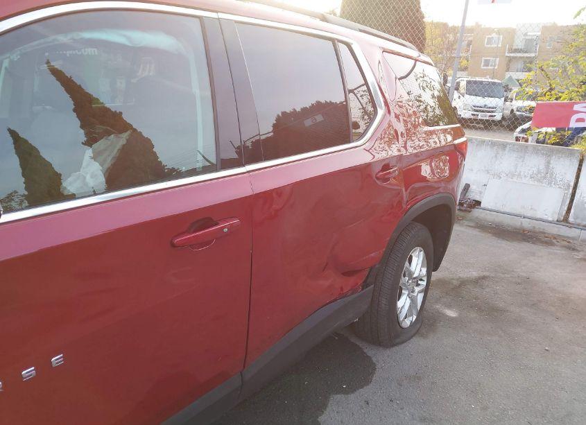 Photo 6 of 2020 Chevrolet Traverse FWD LT CLOTH (VIN 1GNERGKW2LJ181839)