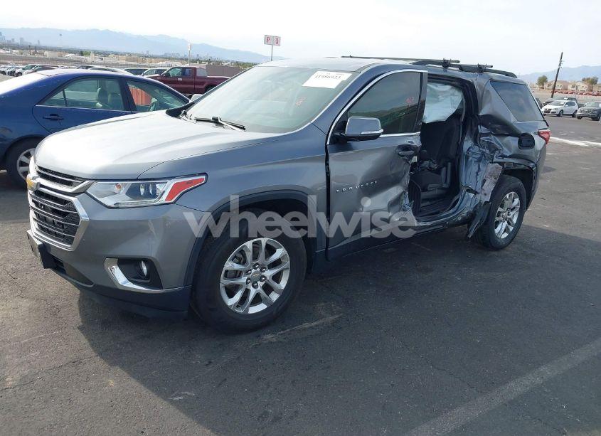 Photo 2 of 2020 Chevrolet Traverse FWD LT CLOTH (VIN 1GNERGKW2LJ240355)