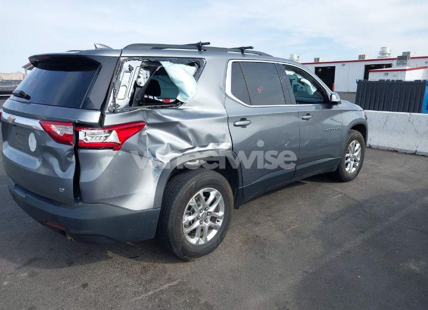 Photo 4 of 2020 Chevrolet Traverse FWD LT CLOTH (VIN 1GNERGKW2LJ240355)