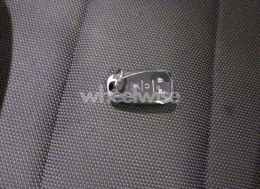 Photo 11 of 2021 Chevrolet Traverse FWD LT CLOTH (VIN 1GNERGKW2MJ167831)