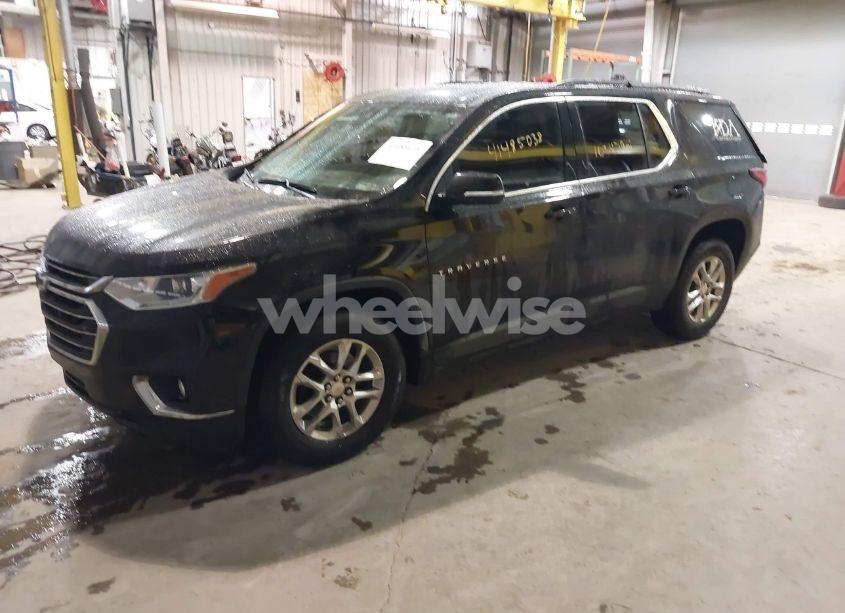 Photo 2 of 2021 Chevrolet Traverse FWD LT CLOTH (VIN 1GNERGKW2MJ167831)