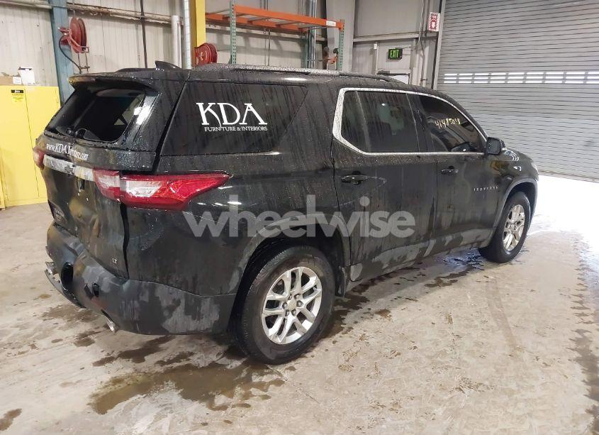 Photo 4 of 2021 Chevrolet Traverse FWD LT CLOTH (VIN 1GNERGKW2MJ167831)