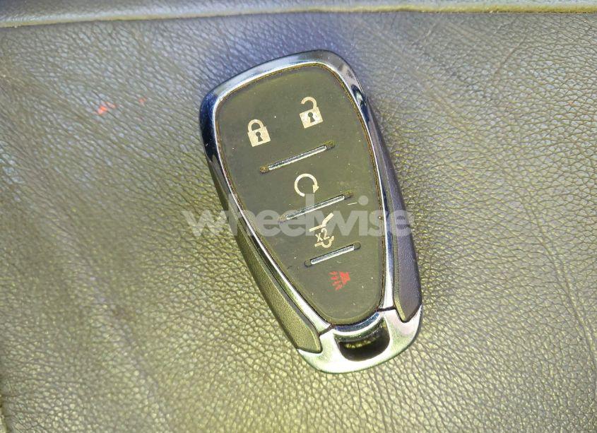 Photo 11 of 2021 Chevrolet Traverse FWD LT CLOTH (VIN 1GNERGKW2MJ245668)