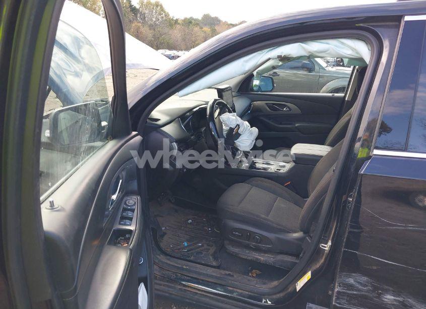 Photo 5 of 2021 Chevrolet Traverse FWD LT CLOTH (VIN 1GNERGKW2MJ245668)