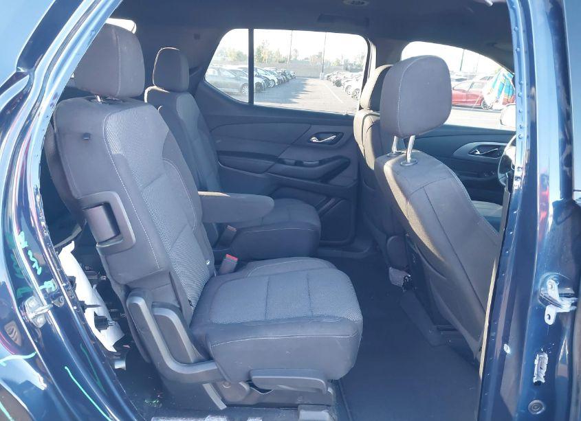 Photo 8 of 2022 Chevrolet Traverse FWD LT CLOTH (VIN 1GNERGKW2NJ194027)