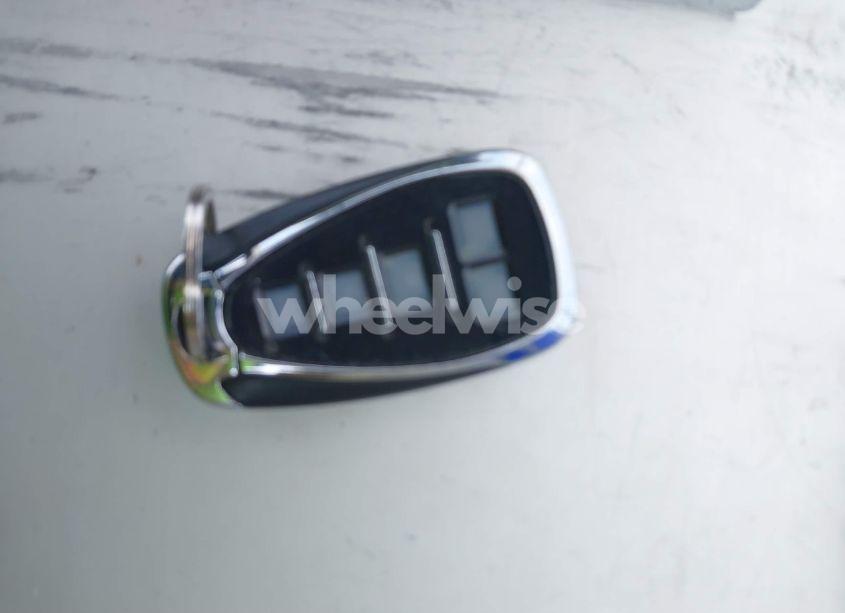 Photo 11 of 2018 Chevrolet Traverse 1LT (VIN 1GNERGKW3JJ173973)