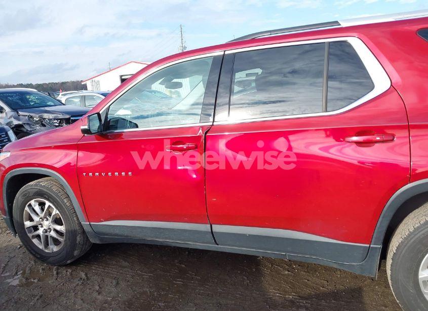 Photo 14 of 2018 Chevrolet Traverse 1LT (VIN 1GNERGKW3JJ190255)