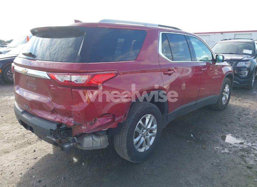 Photo 4 of 2018 Chevrolet Traverse 1LT (VIN 1GNERGKW3JJ190255)