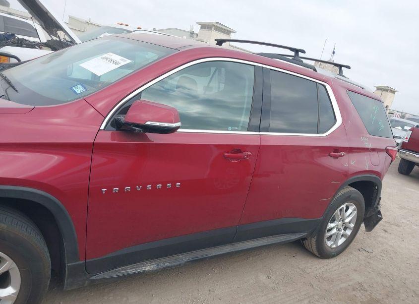 Photo 15 of 2018 Chevrolet Traverse 1LT (VIN 1GNERGKW3JJ209354)