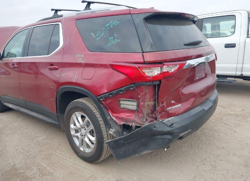 Photo 6 of 2018 Chevrolet Traverse 1LT (VIN 1GNERGKW3JJ209354)