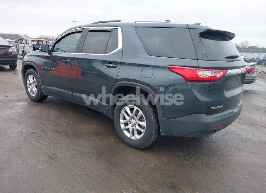 Photo 3 of 2018 Chevrolet Traverse 1LT (VIN 1GNERGKW3JJ267531)