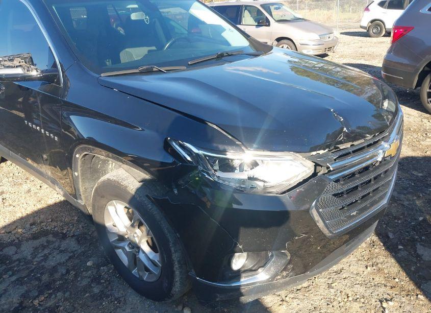 Photo 6 of 2019 Chevrolet Traverse 1LT (VIN 1GNERGKW3KJ229377)