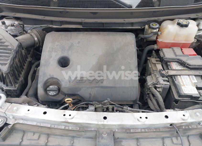 Photo 10 of 2019 Chevrolet Traverse 1LT (VIN 1GNERGKW3KJ272195)