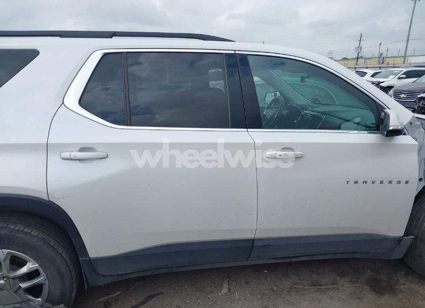 Photo 14 of 2019 Chevrolet Traverse 1LT (VIN 1GNERGKW3KJ272195)