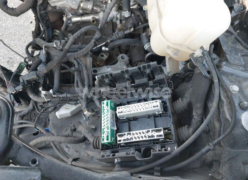 Photo 20 of 2019 Chevrolet Traverse 1LT (VIN 1GNERGKW3KJ281415)