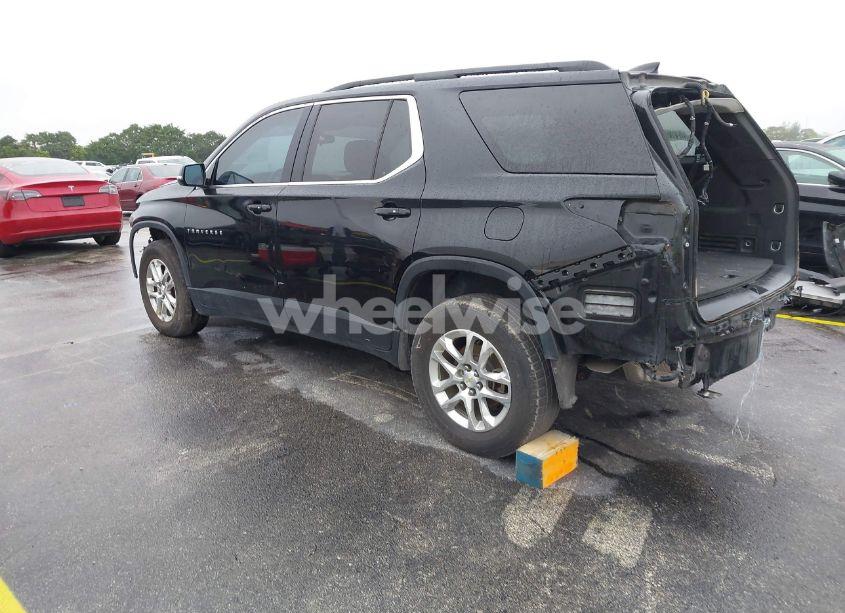 Photo 3 of 2019 Chevrolet Traverse 1LT (VIN 1GNERGKW3KJ281415)