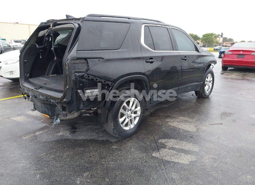 Photo 4 of 2019 Chevrolet Traverse 1LT (VIN 1GNERGKW3KJ281415)