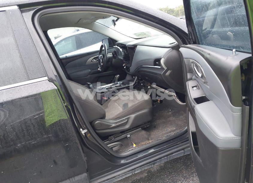 Photo 5 of 2019 Chevrolet Traverse 1LT (VIN 1GNERGKW3KJ281415)