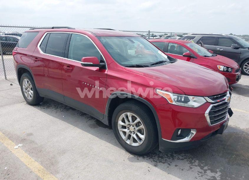 2019 Chevrolet Traverse 1LT (VIN 1GNERGKW3KJ317815) main photo