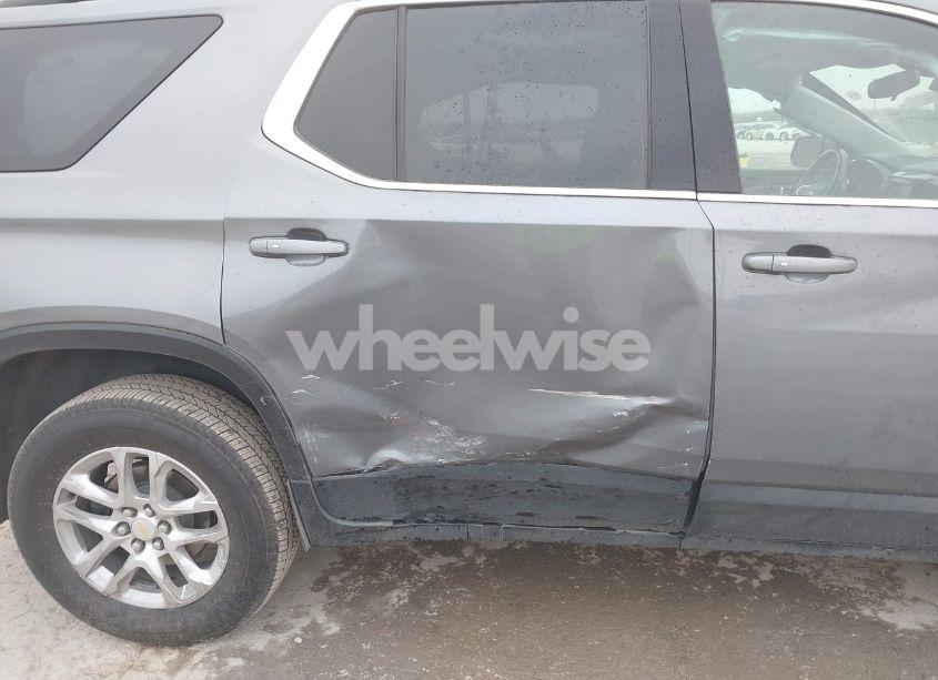 Photo 6 of 2020 Chevrolet Traverse FWD LT CLOTH (VIN 1GNERGKW3LJ161664)