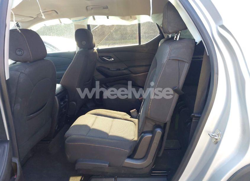Photo 8 of 2020 Chevrolet Traverse FWD LT CLOTH (VIN 1GNERGKW3LJ319386)