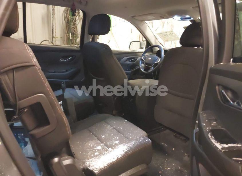 Photo 8 of 2021 Chevrolet Traverse FWD LT CLOTH (VIN 1GNERGKW3MJ199347)