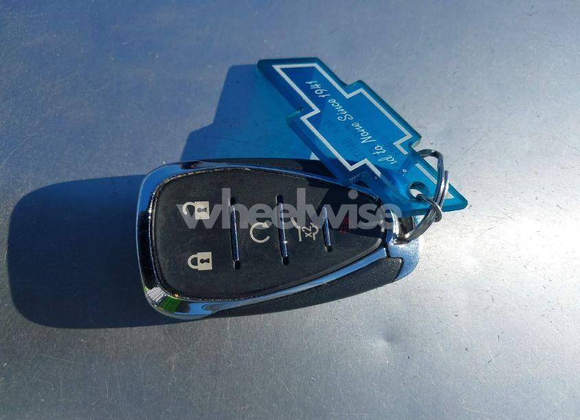 Photo 11 of 2021 Chevrolet Traverse FWD LT CLOTH (VIN 1GNERGKW3MJ264388)