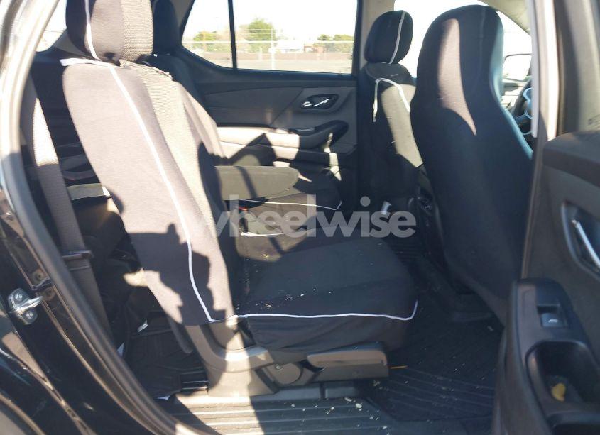 Photo 8 of 2021 Chevrolet Traverse FWD LT CLOTH (VIN 1GNERGKW3MJ264388)