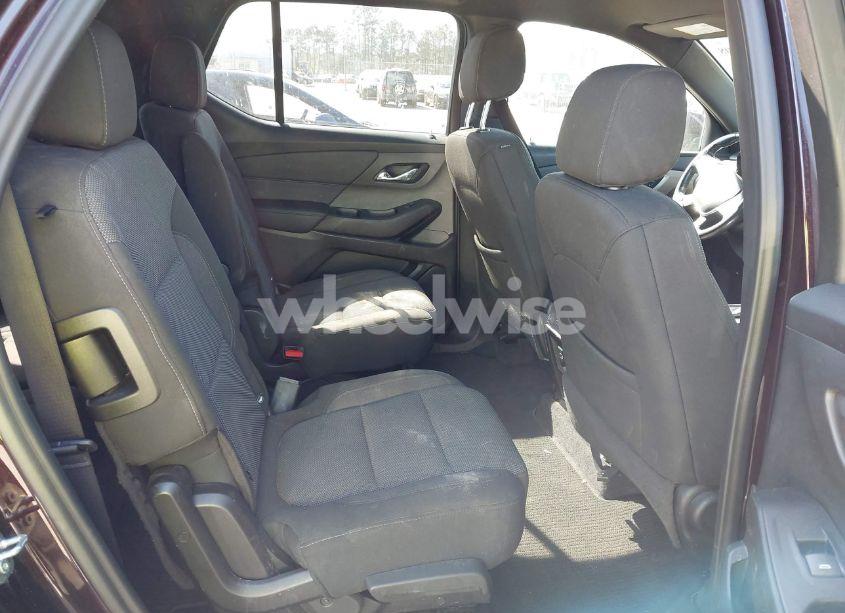 Photo 8 of 2022 Chevrolet Traverse FWD LT CLOTH (VIN 1GNERGKW3NJ111110)