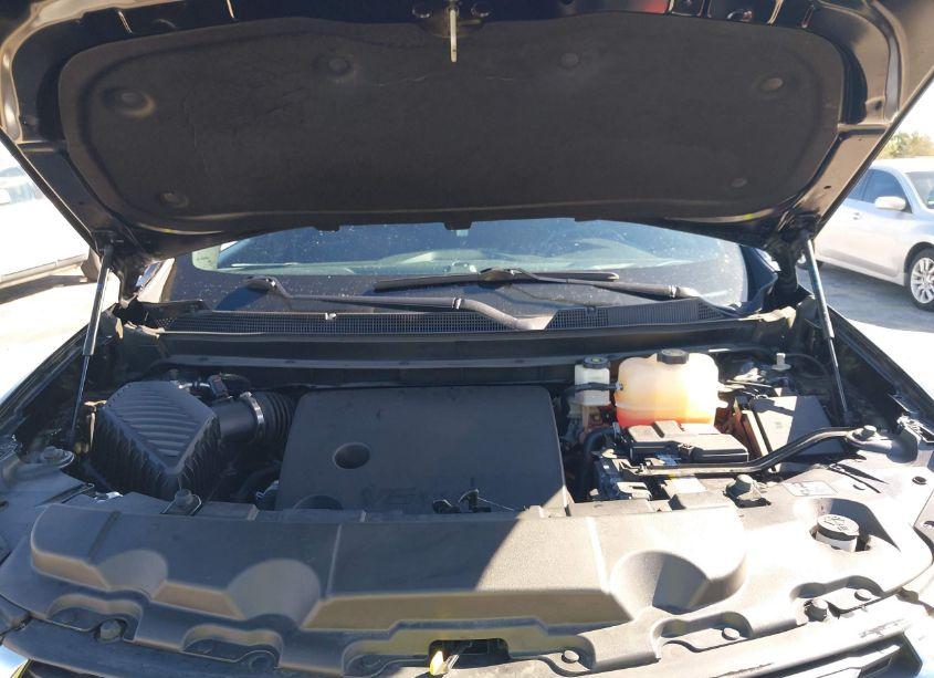 Photo 10 of 2022 Chevrolet Traverse FWD LT CLOTH (VIN 1GNERGKW3NJ138954)