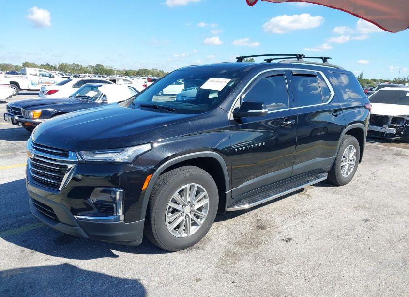 Photo 2 of 2022 Chevrolet Traverse FWD LT CLOTH (VIN 1GNERGKW3NJ138954)