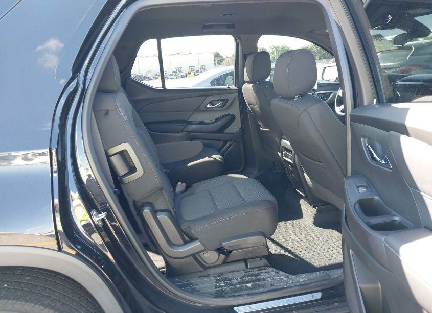Photo 8 of 2022 Chevrolet Traverse FWD LT CLOTH (VIN 1GNERGKW3NJ138954)