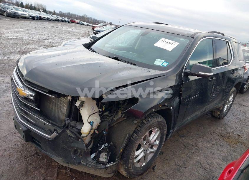 Photo 2 of 2018 Chevrolet Traverse 1LT (VIN 1GNERGKW4JJ111658)