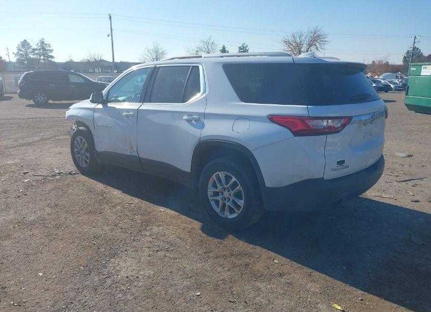 Photo 3 of 2018 Chevrolet Traverse 1LT (VIN 1GNERGKW4JJ238958)