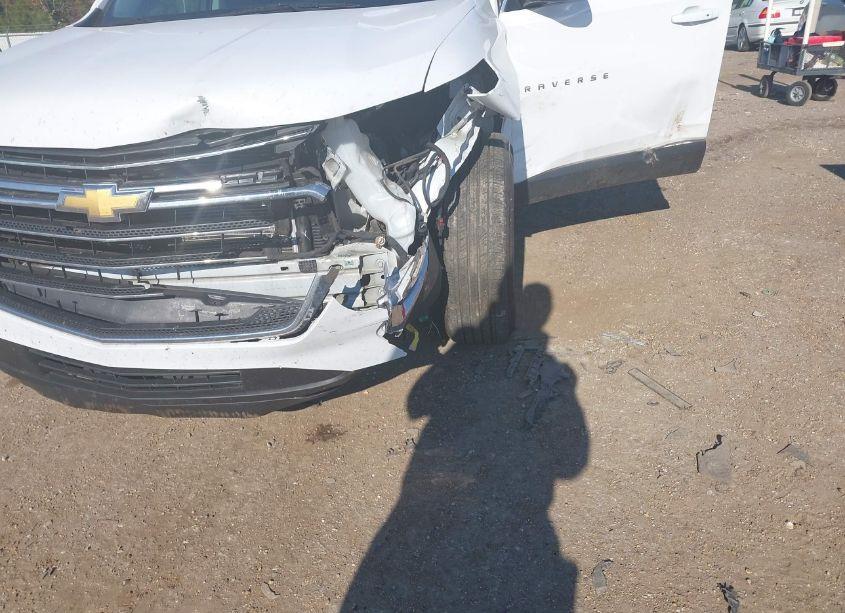 Photo 6 of 2018 Chevrolet Traverse 1LT (VIN 1GNERGKW4JJ238958)