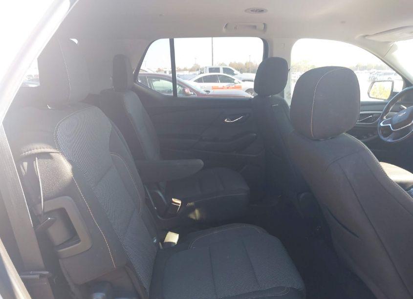 Photo 8 of 2018 Chevrolet Traverse 1LT (VIN 1GNERGKW4JJ238958)