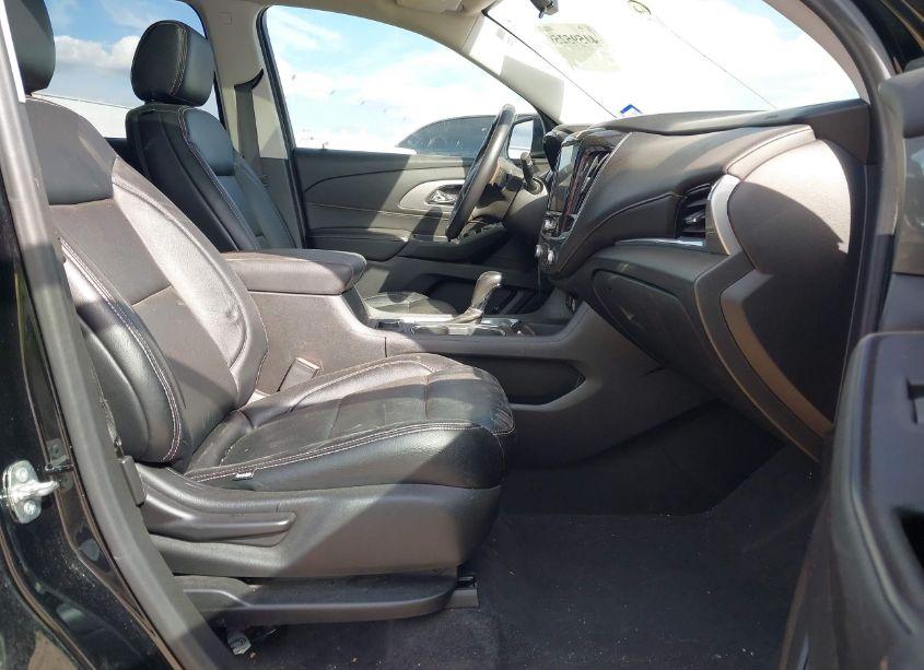 Photo 5 of 2018 Chevrolet Traverse 1LT (VIN 1GNERGKW4JJ249877)