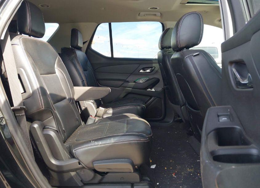 Photo 8 of 2018 Chevrolet Traverse 1LT (VIN 1GNERGKW4JJ249877)