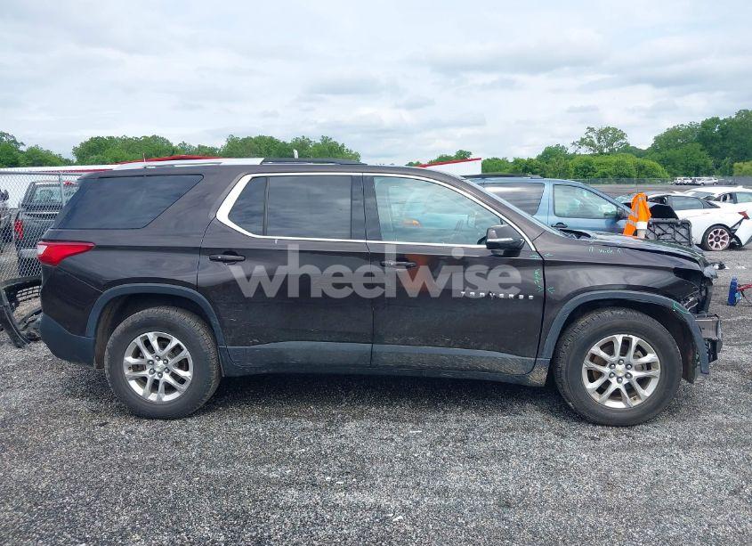 Photo 14 of 2018 Chevrolet Traverse 1LT (VIN 1GNERGKW4JJ250723)