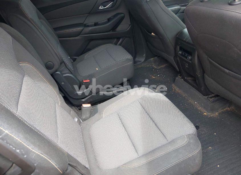 Photo 8 of 2018 Chevrolet Traverse 1LT (VIN 1GNERGKW4JJ250723)