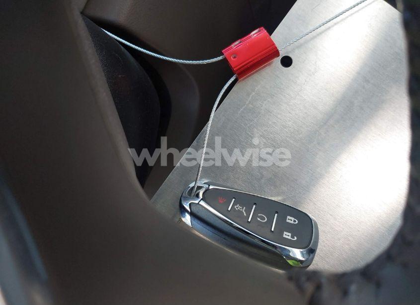 Photo 11 of 2018 Chevrolet Traverse 1LT (VIN 1GNERGKW4JJ273080)