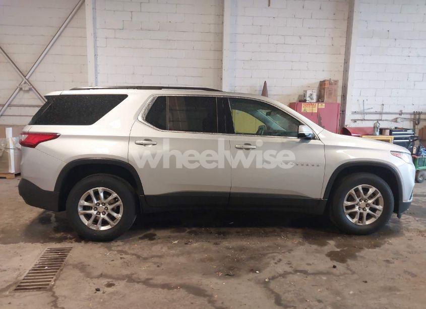 Photo 13 of 2019 Chevrolet Traverse 1LT (VIN 1GNERGKW4KJ208179)