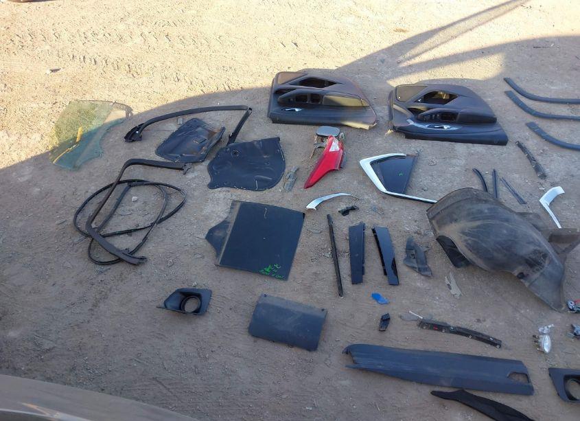 Photo 12 of 2019 Chevrolet Traverse 1LT (VIN 1GNERGKW4KJ244180)