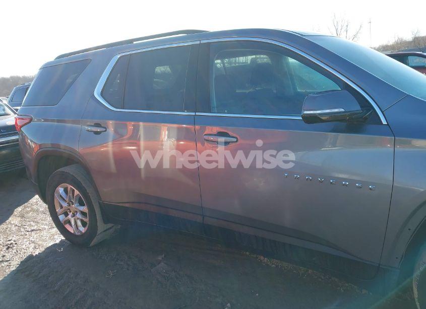 Photo 14 of 2019 Chevrolet Traverse 1LT (VIN 1GNERGKW4KJ271525)