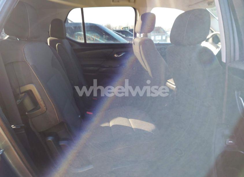 Photo 8 of 2019 Chevrolet Traverse 1LT (VIN 1GNERGKW4KJ271525)